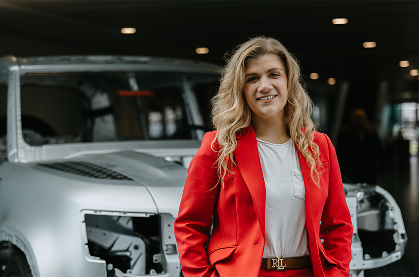 Anna Tracy 